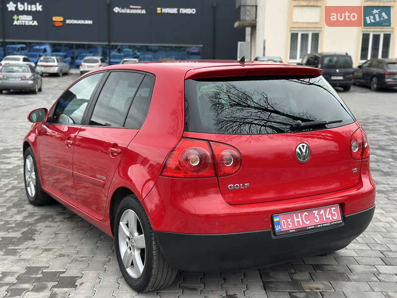 Хэтчбек Volkswagen Golf 2008 в Виннице