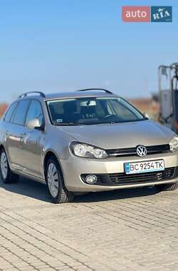 Универсал Volkswagen Golf 2012 в Городке