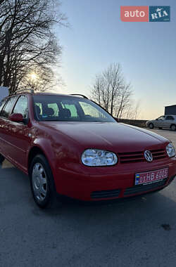 Універсал Volkswagen Golf 2005 в 