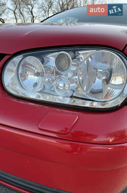 Універсал Volkswagen Golf 2005 в 