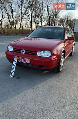 Універсал Volkswagen Golf 2005 в 