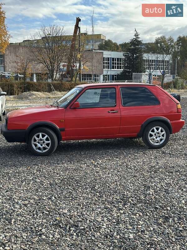 Хетчбек Volkswagen Golf 1987 в Дніпрі