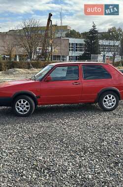 Хэтчбек Volkswagen Golf 1987 в 