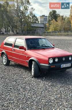 Хэтчбек Volkswagen Golf 1987 в 