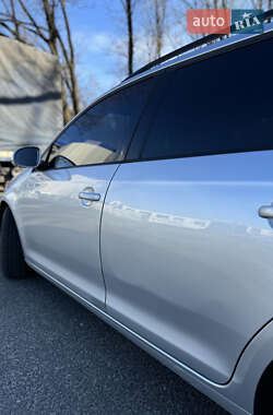 Универсал Volkswagen Golf 2009 в 