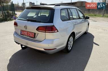 Универсал Volkswagen Golf 2018 в 
