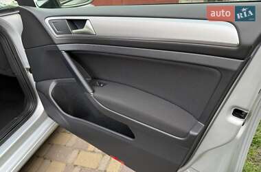 Универсал Volkswagen Golf 2018 в 