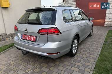 Универсал Volkswagen Golf 2018 в 