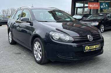 Універсал Volkswagen Golf 2010 в 