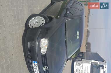 Хетчбек Volkswagen Golf 2002 в 