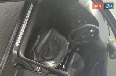 Хетчбек Volkswagen Golf 2002 в 