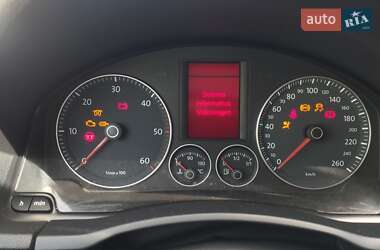 Хэтчбек Volkswagen Golf 2008 в 