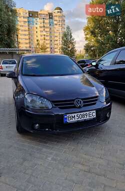 Хетчбек Volkswagen Golf 2007 в Сумах