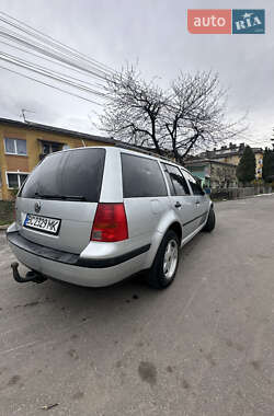 Универсал Volkswagen Golf 2001 в 