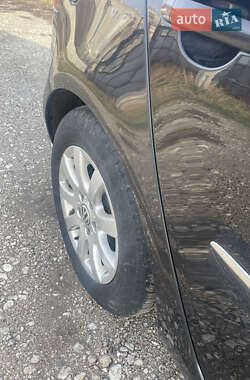 Хэтчбек Volkswagen Golf 2005 в 
