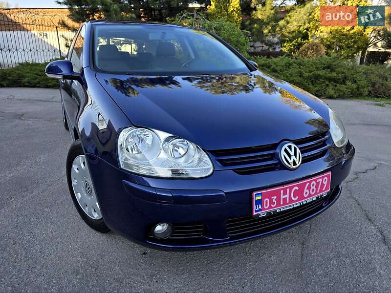 Хэтчбек Volkswagen Golf 2008 в Полтаве