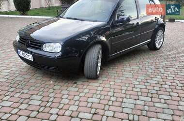 Хетчбек Volkswagen Golf 1997 в 
