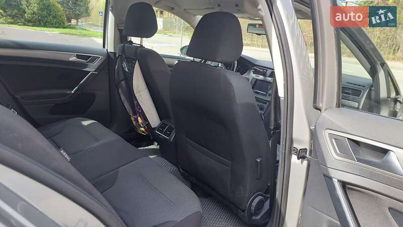 Універсал Volkswagen Golf 2014 в Трускавці