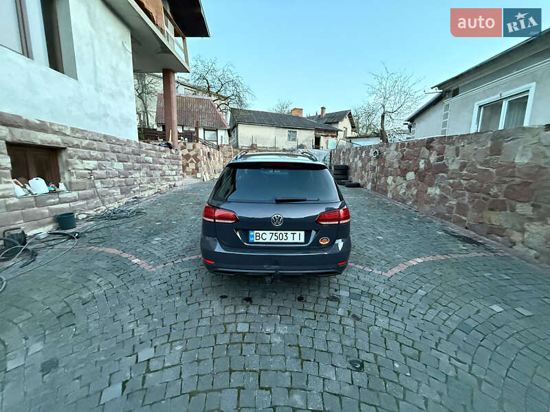 Универсал Volkswagen Golf 2017 в Тернополе