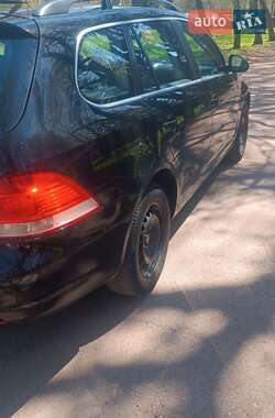 Універсал Volkswagen Golf 2009 в 