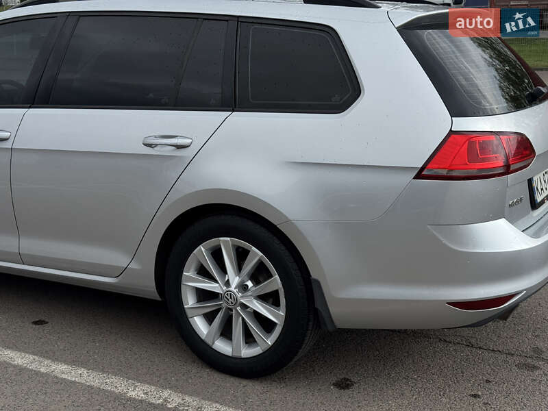 Універсал Volkswagen Golf 2013 в Ковелі