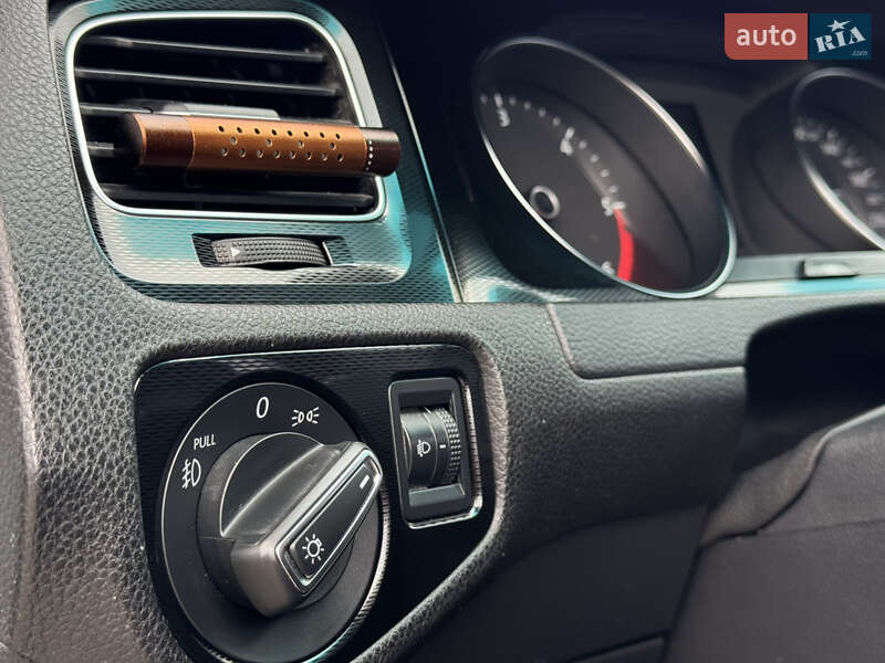 Універсал Volkswagen Golf 2013 в Ковелі