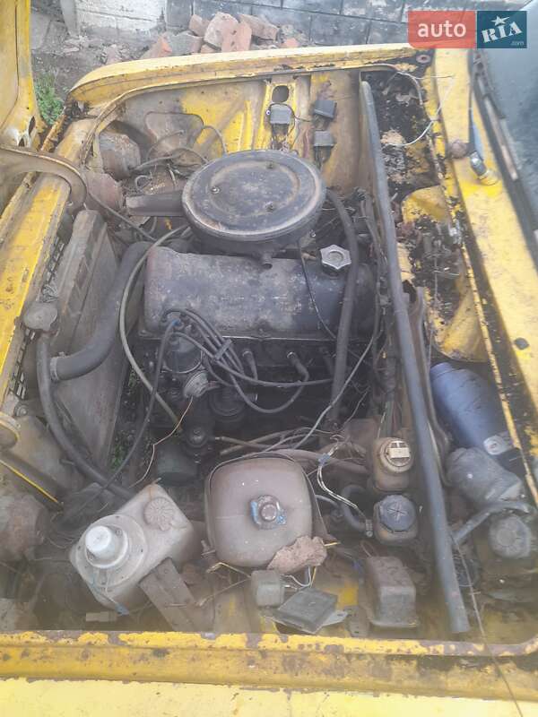 Хэтчбек Volkswagen Golf 1989 в Черновцах