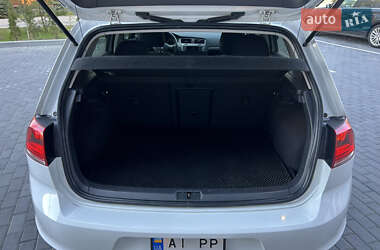 Хэтчбек Volkswagen Golf 2016 в 
