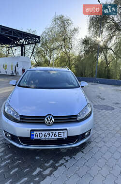 Універсал Volkswagen Golf 2011 в 