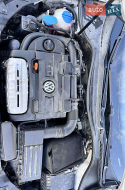 Універсал Volkswagen Golf 2011 в 