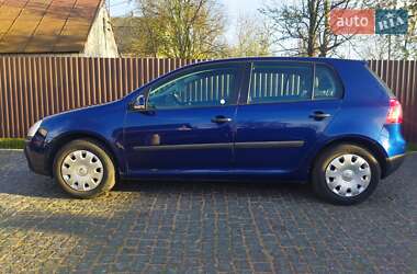 Хэтчбек Volkswagen Golf 2006 в Житомире