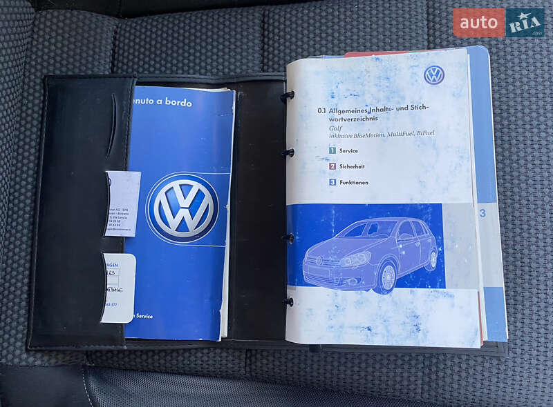 Хетчбек Volkswagen Golf 2010 в Одесі