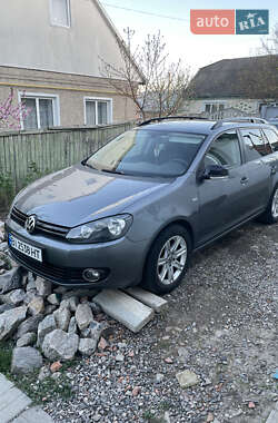 Универсал Volkswagen Golf 2013 в 
