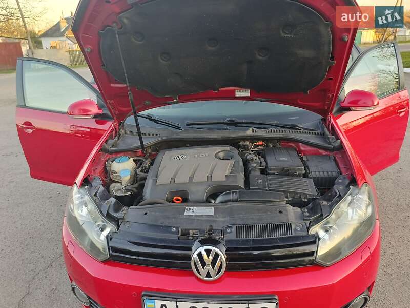 Универсал Volkswagen Golf 2011 в Попельне