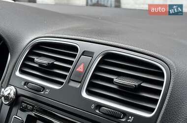 Универсал Volkswagen Golf 2010 в 