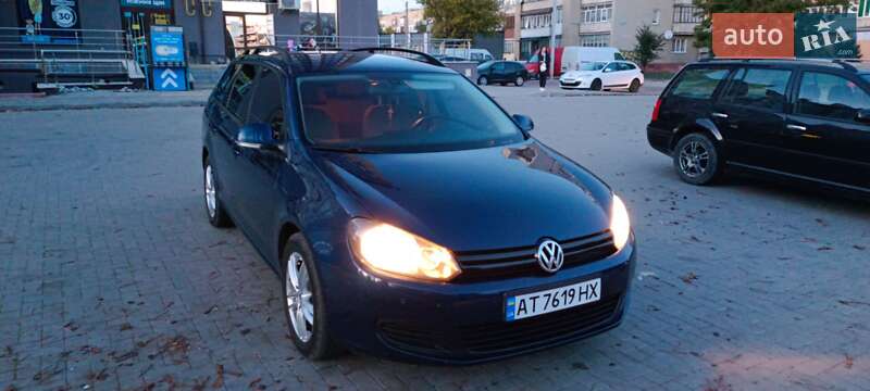 Универсал Volkswagen Golf 2011 в Калуше