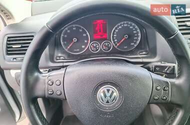 Универсал Volkswagen Golf 2009 в 
