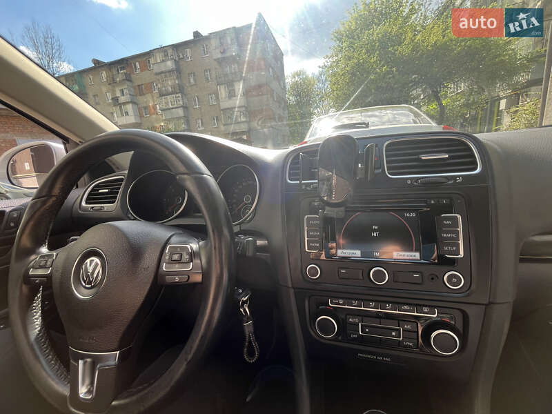 Универсал Volkswagen Golf 2012 в Львове