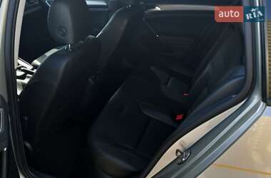 Универсал Volkswagen Golf 2015 в 