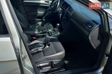 Универсал Volkswagen Golf 2015 в 