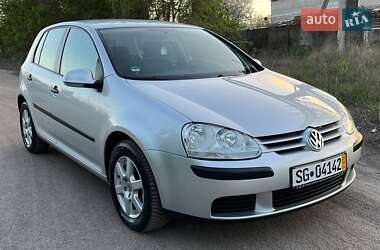 Хэтчбек Volkswagen Golf 2006 в Черкассах