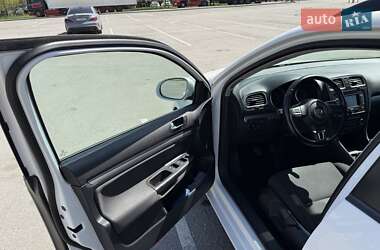 Универсал Volkswagen Golf 2010 в 