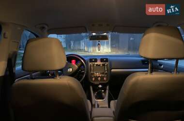 Універсал Volkswagen Golf 2008 в 