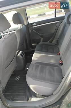 Универсал Volkswagen Golf 2008 в 