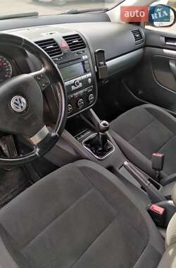 Универсал Volkswagen Golf 2008 в 