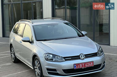 Универсал Volkswagen Golf 2016 в 
