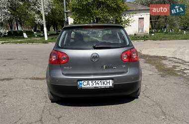 Хэтчбек Volkswagen Golf 2007 в 