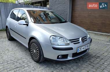 Хэтчбек Volkswagen Golf 2008 в Черновцах