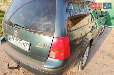 Універсал Volkswagen Golf 2002 в 
