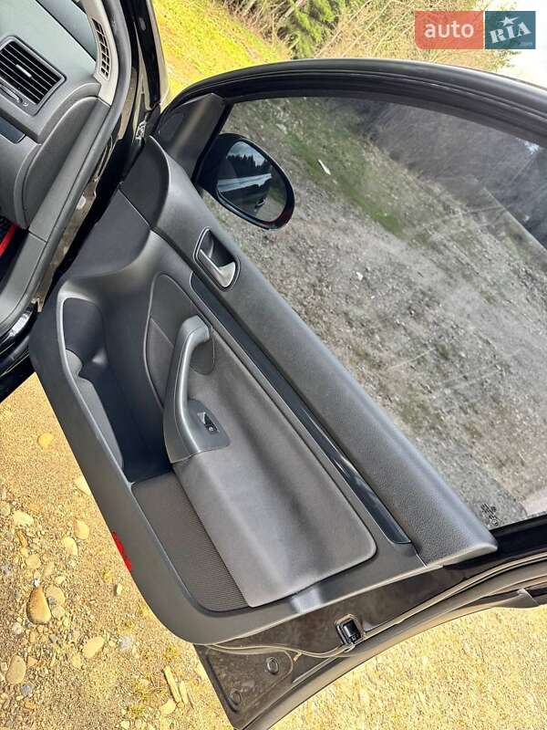 Хетчбек Volkswagen Golf 2006 в Ворохті